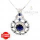 Collana con medaglione traforato in argento 925 e zirconi bianchi e blu