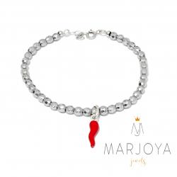 Bracciale con cornetto rosso in argento 925 ed ematite,regolabile